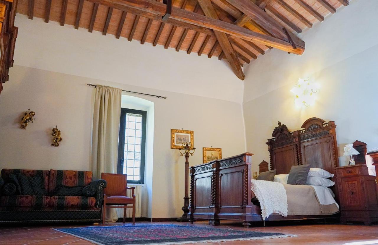 Hotel Abbazia Ss. Quirico E Giulitta Micigliano Esterno foto